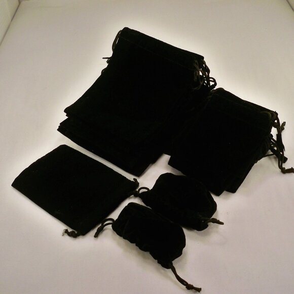Black Velvet Pull string 38 Assorted Jewelry Bags - Picture 2 of 2
